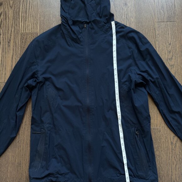 Lululemon Men's Running / Training Lightweight Jacket - Medium - Picture 2 of 7